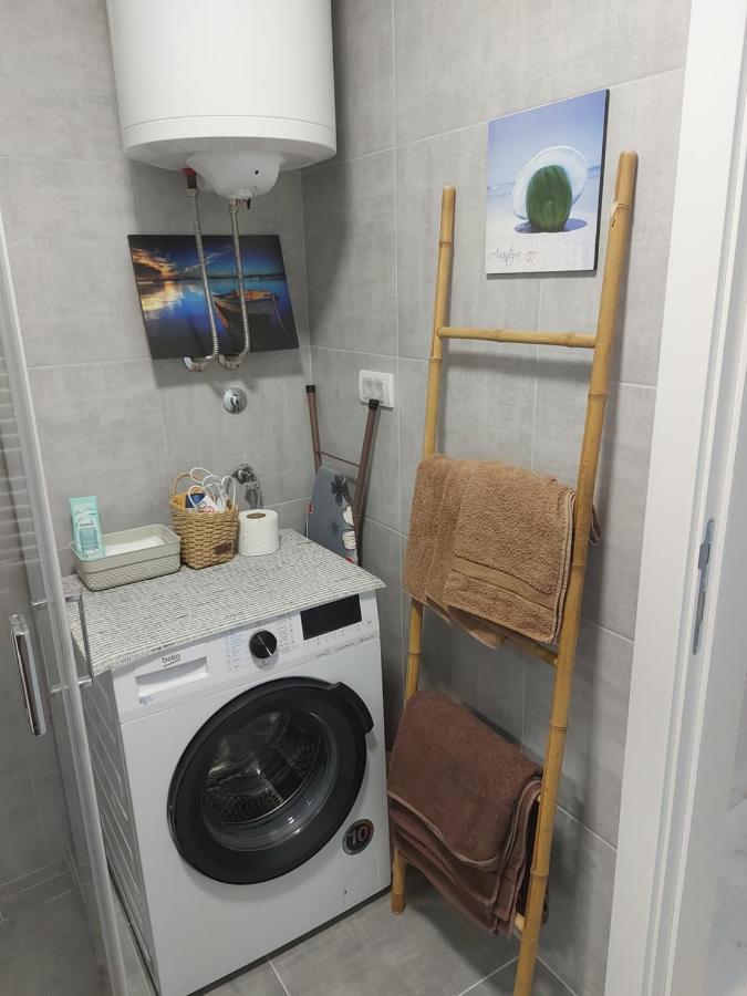 # Espresso 2 Apartman Sa Garazom Sremska Mitrovica Exterior foto